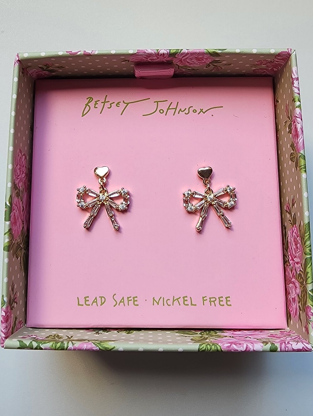 Rose Gold Bow🎀 Earrings Dangle Crystal Charms, Betsey Johnson, NEW!